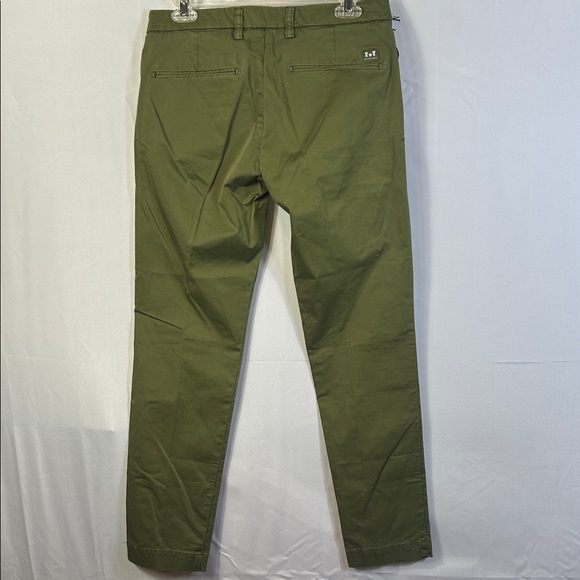 Entre Amis Men Olive Chinos - Picture 3 of 8